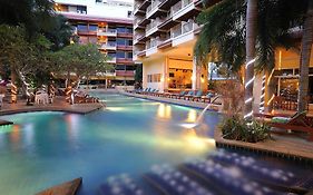 Baumanburi Hotel Phuket